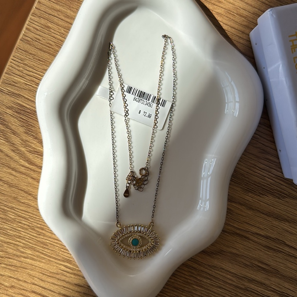 Eye Candy Gold and Green Eye Pendant Necklace
